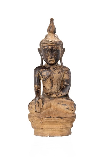 A bronze figure of a sitting Buddha, Shan, Burma, 33 cm high (damages to the stand)