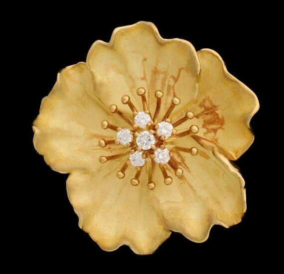 AN 18K GOLD TIFFANY & CO FLOWER BROOCH WITH DIAMONDS