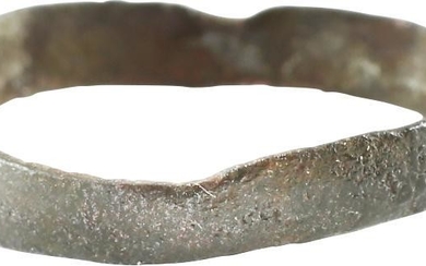 ANCIENT VIKING WEDDING RING C.850-1050 AD Size 6 Â¾