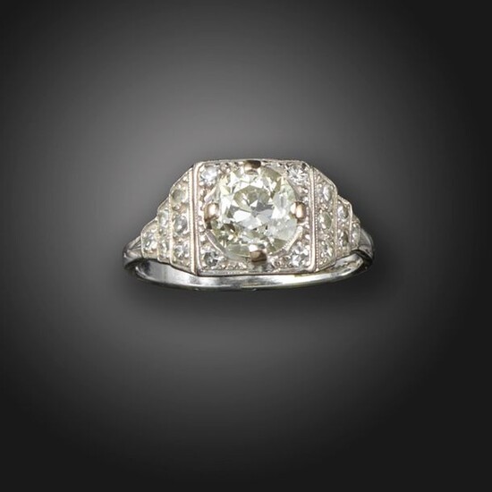 An Art Deco diamond solitaire ring, the old circular-cut diamond...