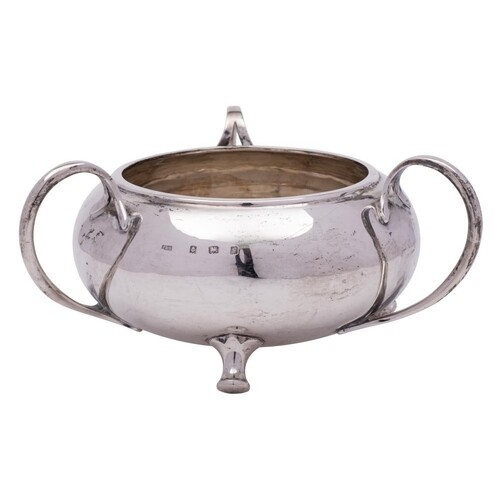 An Art Nouveau period silver sugar basin, maker Fattorini & ...