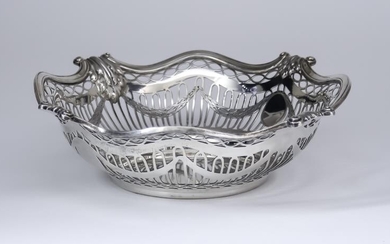 An Edward VII Silver Circular Basket, by Sibray, Hall...