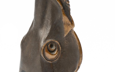 Bec de fontaine en tête d'esturgeon stylisé Art déco en bronze