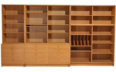 Børge Mogensen: Oak bookcases comprising single and double chests, high single bookcase, low double bookcase and two high double bookcases. (6)