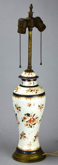 Chinese Export Armorial Vase Mount Table Lamp