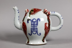 Chinese Peach Porcelain "Cadogan" Puzzle Teapot