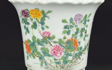 Chinese Porcelain Famille Rose Planter.