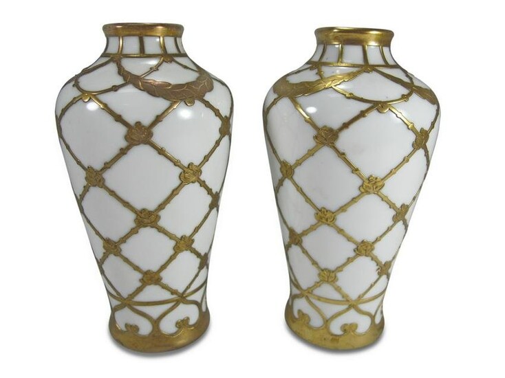 Czechoslovakian pair of porcelain vases