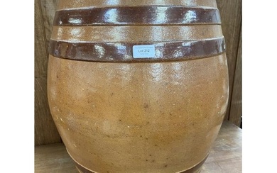 Doulton Lambeth salt glazed spirit barrel 57H