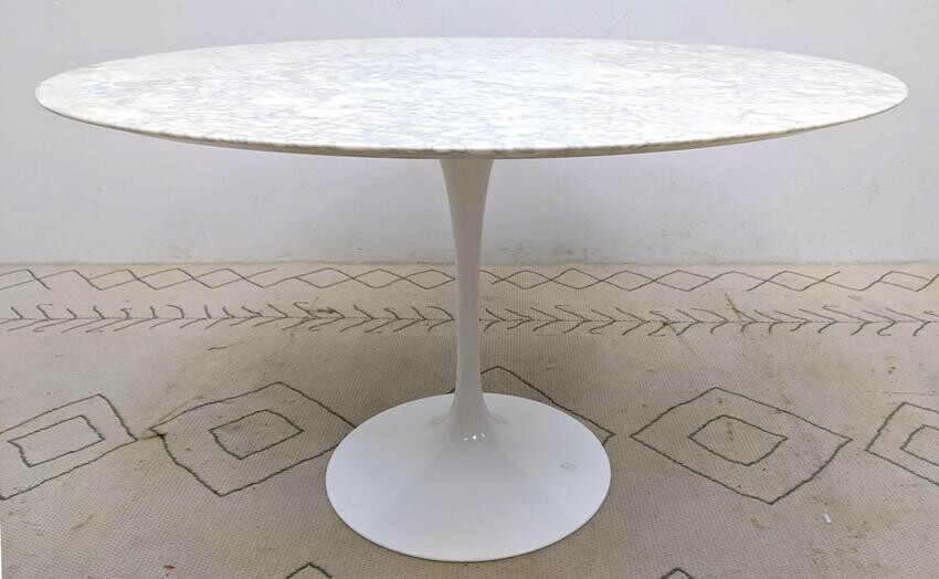 Eero Saarinen for KNOLL Tulip Dining Table. Marble top