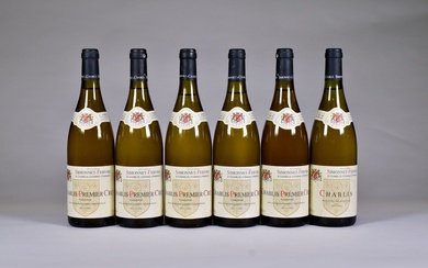 Ensemble de 6 bouteilles composé de : - 5 bouteilles, Chablis 1er Cru, "Vaillons", Simonnet-Febvre,...