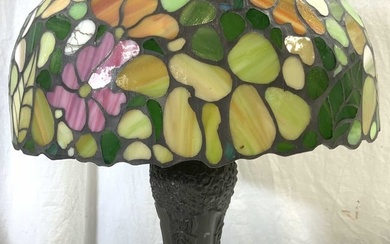 Gilt Metal Tiffany Style Stained Glass Shade Lamp