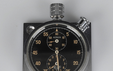 HEUER Autavia, dashboard clock, cal. A white metal Valjoux 340, 1950s/1960s.