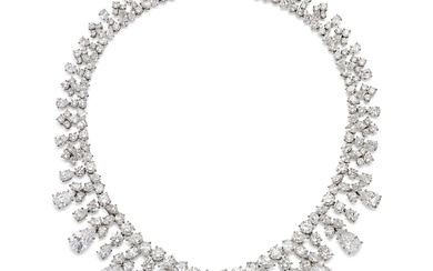 Harry Winston A Spectacular Diamond Fringe Necklace | 海瑞溫斯頓 | 鑽石項鏈，9顆主石共重 67.51克拉均為D色内部無暇鑽石