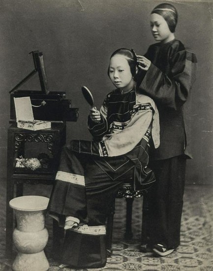 JOHN THOMSON - Chinese Woman and Servant, 1868