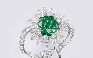 Juwelier Wilm: A Vintage Flower Brooch with Emeralds and Diamond
