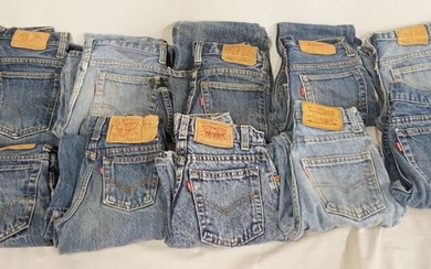 LOT OF 10 PAIRS OF VINTAGE LEVI'S JEANS W/ RED TAB