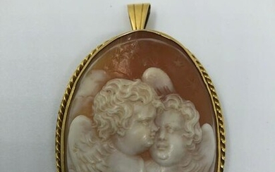 Large Antique Victorian Cameo with two cherubs design