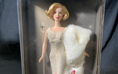 MARILYN MONROE Collectors Barbie NIB