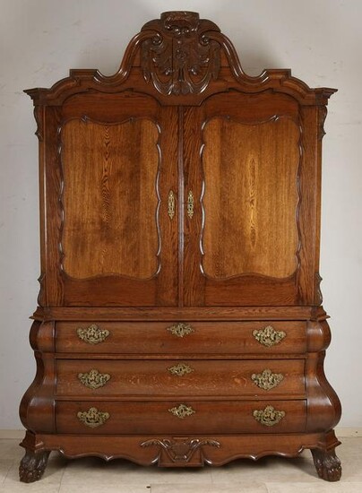 Oak Baroque-style cabinet, 1920