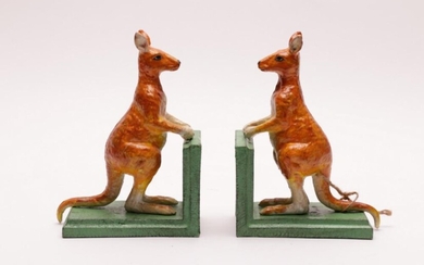 Pair of Cast Iron Kangaroo Bookends (H:19cm)