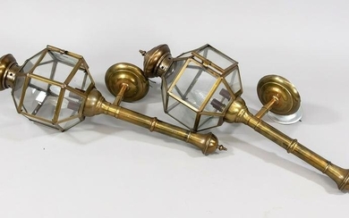 Pair of carriage lamps, late 1