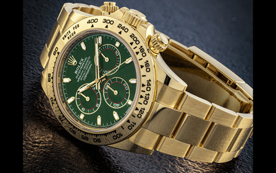 ROLEX. AN 18K GOLD AUTOMATIC CHRONOGRAPH WRISTWATCH WITH BRACELET AND GREEN DIAL DAYTONA MODEL, REF. 116508, CIRCA 2021