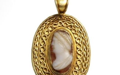 Roman Gold Pendant with Agate Cameo, Head of an Emperor