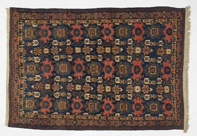 SENNE' Hand-knotted and hand-worked carpet, motif to