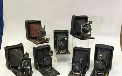 Set of 7 PLAQUE FOLDINGS cameras
