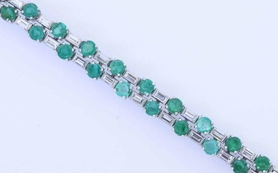 TIFFANY & CO. SIGNED AND NUMBERED PLATINUM EMERALD AND