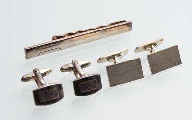 Two pairs of cufflinks and tie holder (3)