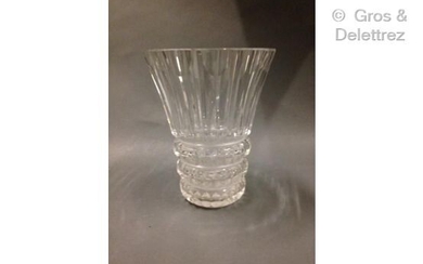 Vase en cristal Saint-Louis (rayé) - Lot 12 - Gros & Delettrez