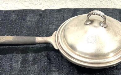 Vintage REED & BARTON Silver Plate Chafing Pan with Lid...