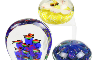 (lot of 3) A lot of studio art glass paperweights