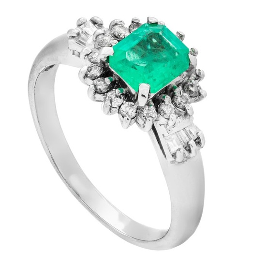 0.71 tcw Colombian Emerald Ring Platinum - Ring - 0.50 ct Emerald - 0.21 ct Diamonds - No Reserve Price