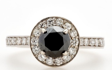 14k Black and White Diamond Halo Ring NWT, AIG Certified.