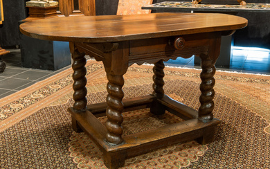 17th/18th Cent. Flemish oak table with o