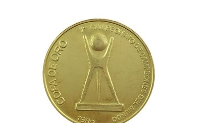 18 K yellow gold medal