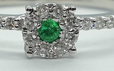 18 kt. White gold - Ring - 0.04 ct Emerald - Diamonds