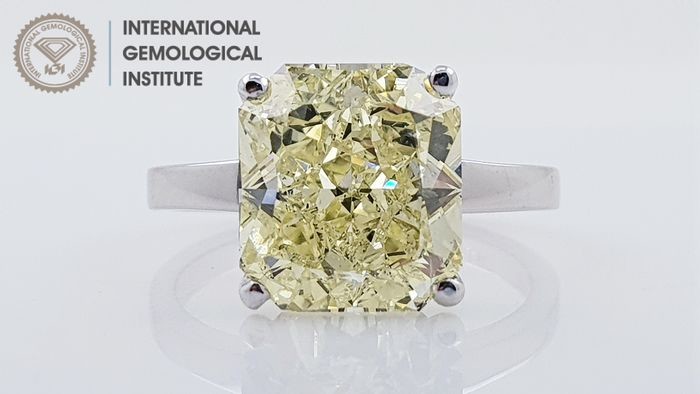 18 kt. White gold - Ring - 5.55 ct Diamond - IGI