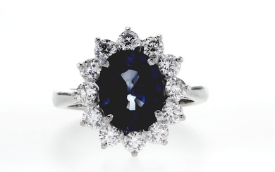 18 kt. White gold - Ring, Diana - 5.00 ct Sapphire - Diamond