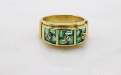 18KY Gold Emerald and Diamond Ring