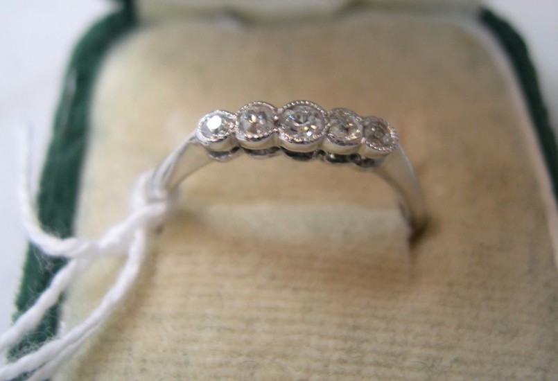 18ct white gold & 5 diamond ring, 1.9 grams, size L P & P –...