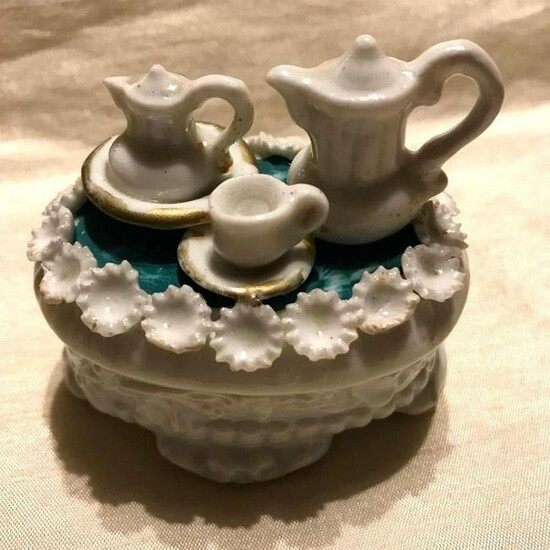 19thc Staffordshire Porcelain Fairing Box