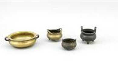 Collection of four Chinese incense burners, bronze