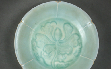 Chinese Qingbai Glazed Dish, Flower