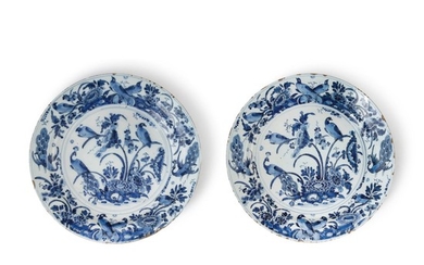 A PAIR OF DUTCH DELFT BLUE AND WHITE LARGE CHARGERS, CIRCA 1700