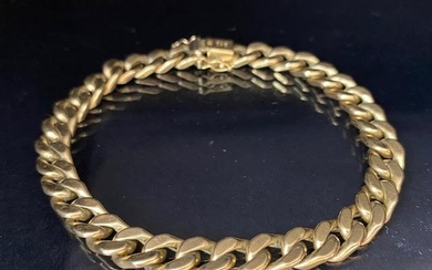 9ct yellow gold rolled curb chain bracelet approximately 24c...