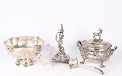 A COLLECTION OF SILVER PLATE (4).